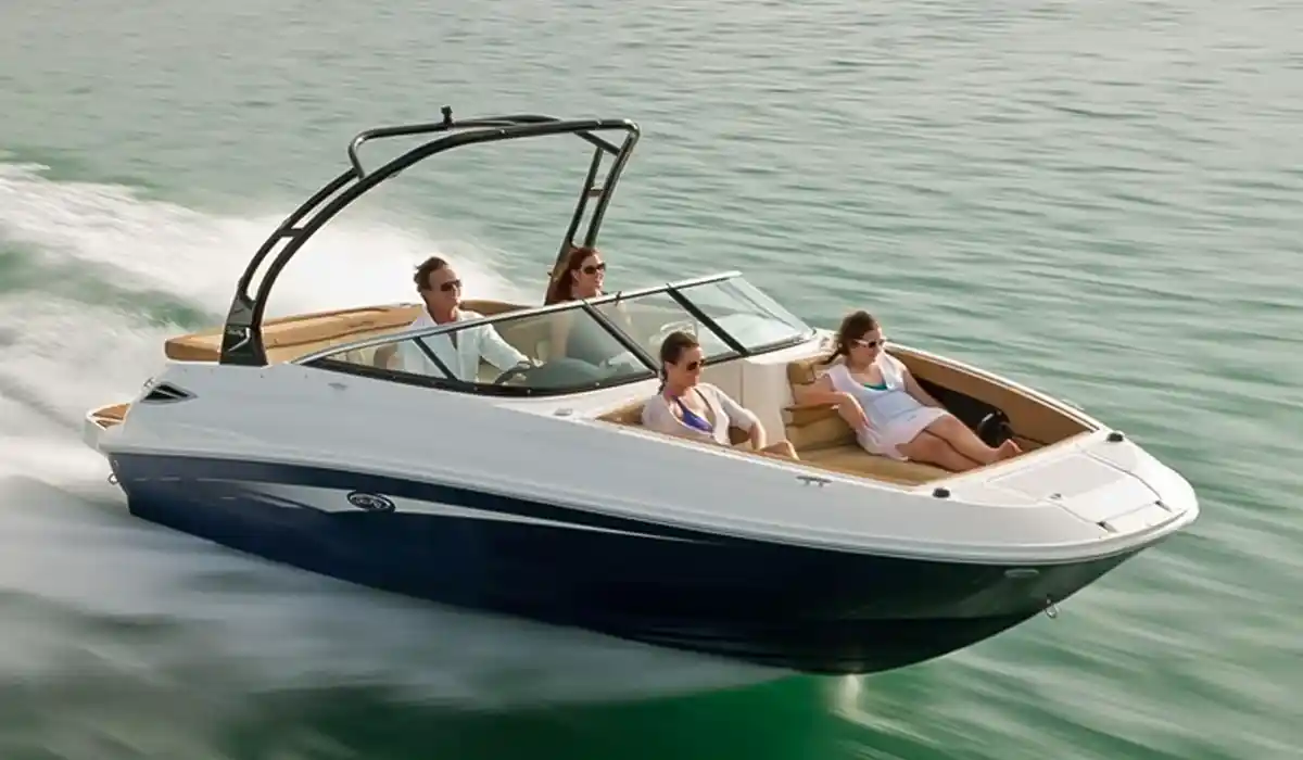 Sea Ray 240 Sundeck
