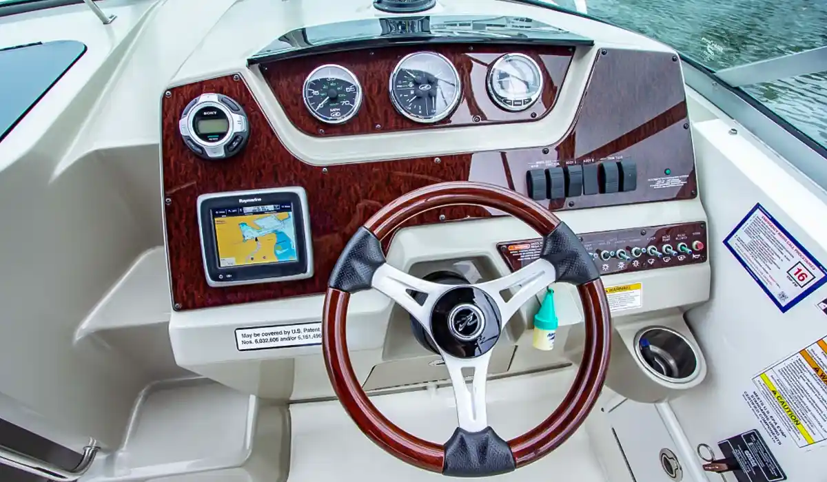 Sea Ray 260 Sundancer 4